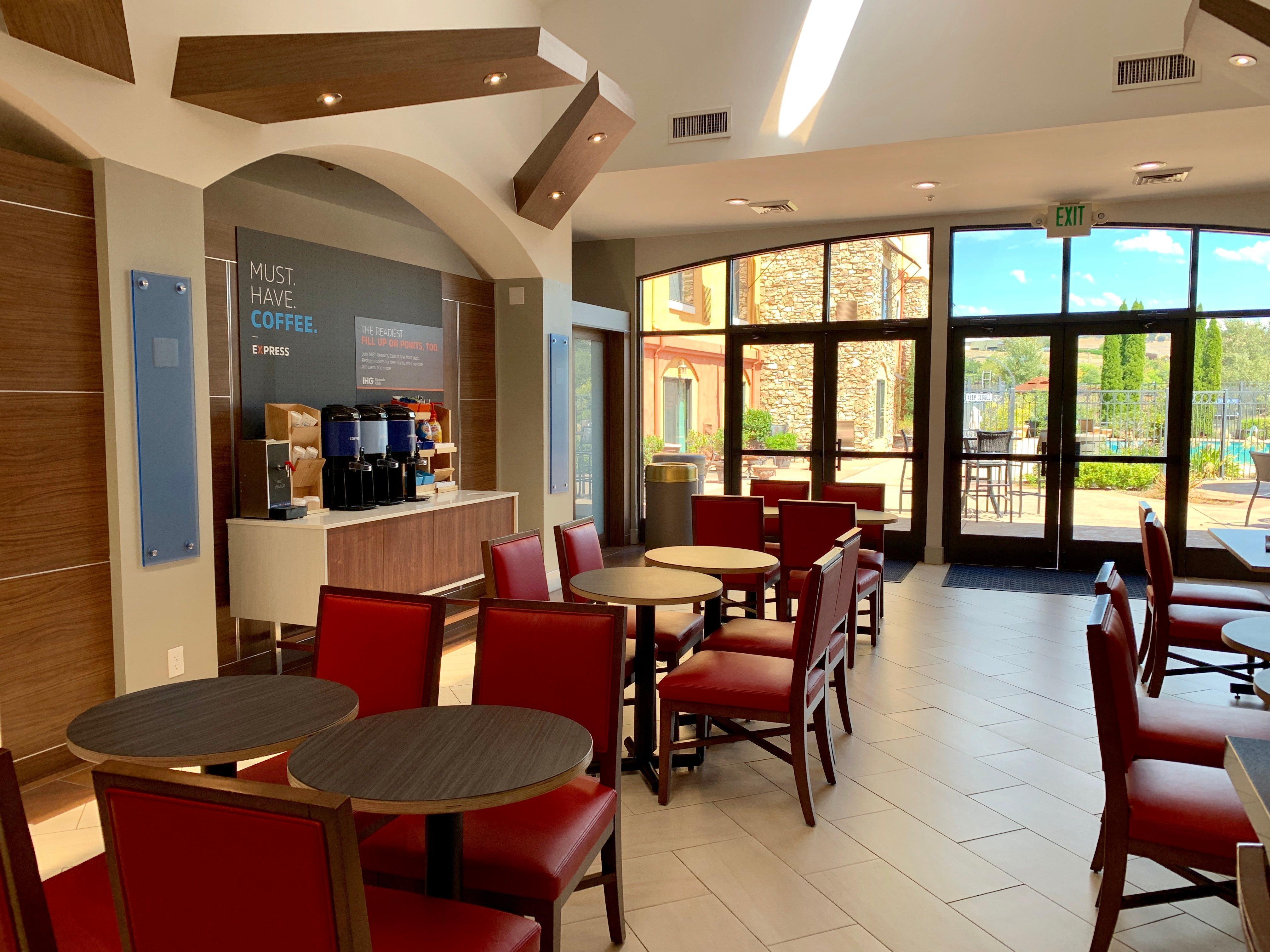 Holiday Inn Express Hotel & Suites El Dorado Hills By Ihg Exterior photo