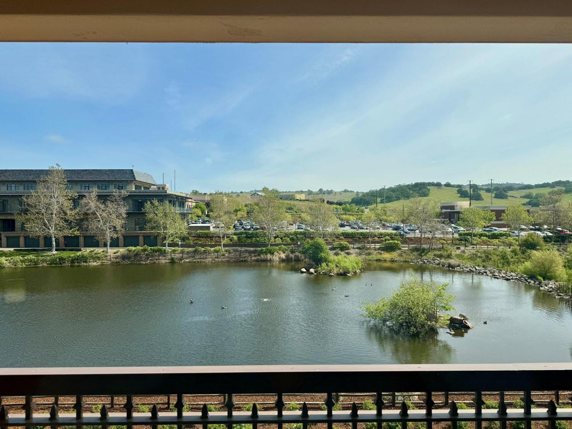 Holiday Inn Express Hotel & Suites El Dorado Hills By Ihg Exterior photo